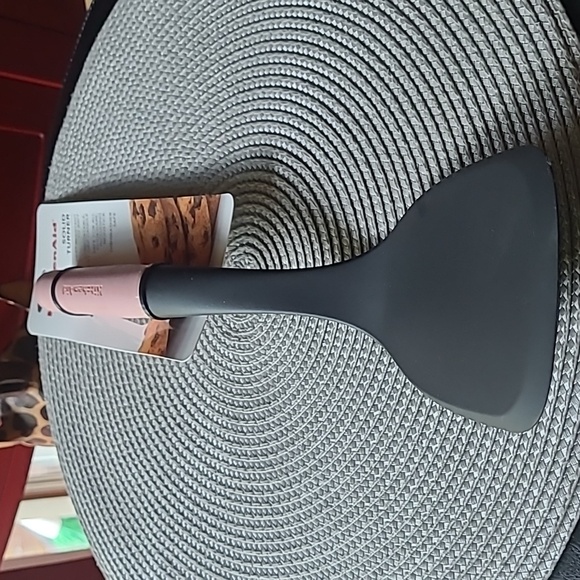 KitchenAid Solid Turner - Picture 4 of 6